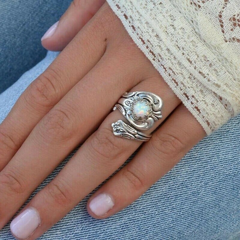 Anello regolabile in opale bianco Olivenorma