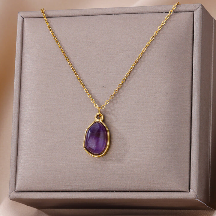 Olivenorma Collana con ciondolo in pietra irregolare in acciaio al titanio e oro 18k