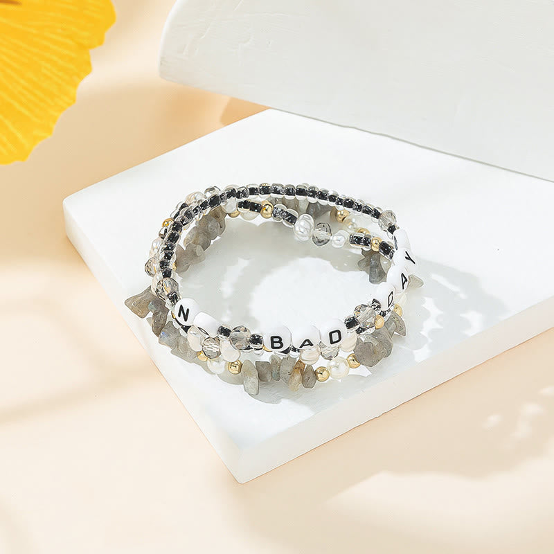 Olivenorma "No Bad Days" Braccialetto a tre strati con perline di cristallo 