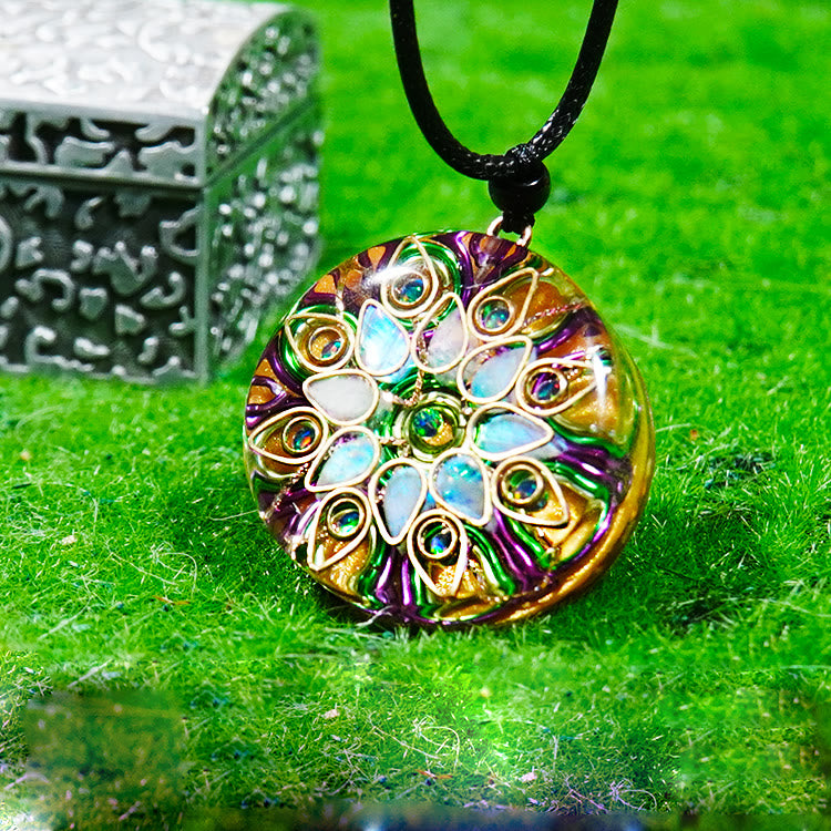 Collana di orgone di pietra di luna "Dea della luce della luna" Olivenorma 