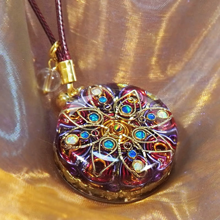 Collana con amuleto in orgone di diaspro rosso e opale Olivenorma 