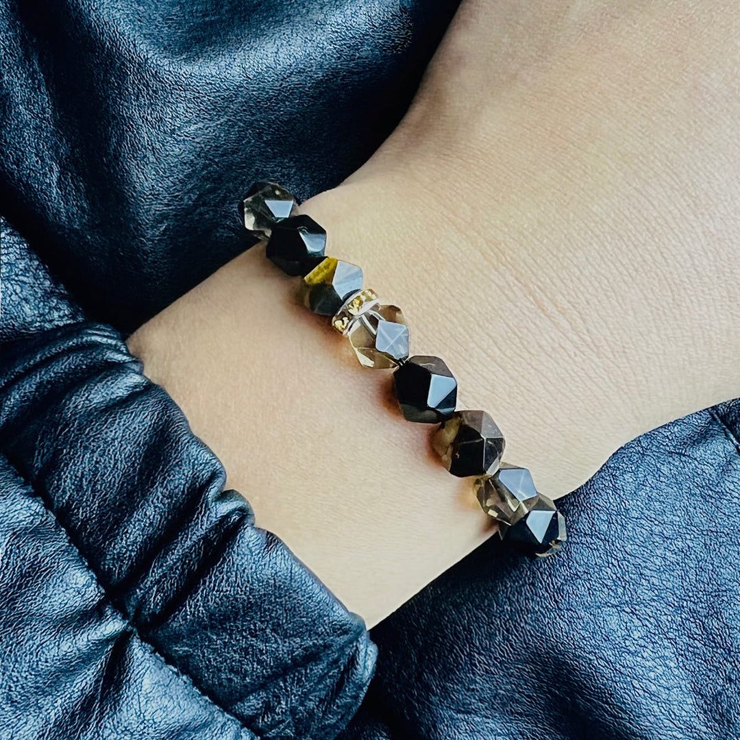 Olivenorma Bracciale da uomo con sfaccettature in occhio di tigre e perline di onice nero - image 2