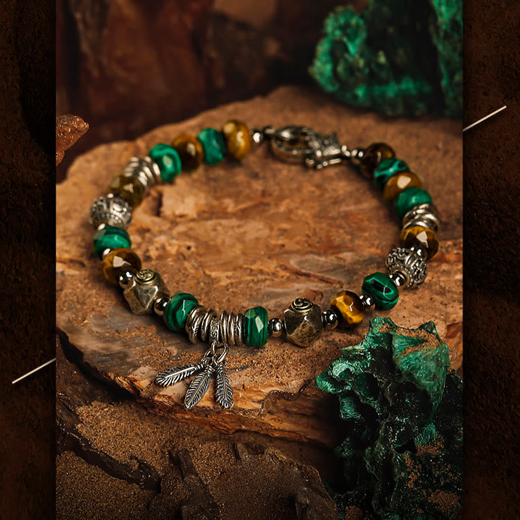 Olivenorma Bracciale da uomo con ciondolo in piuma di malachite e occhio di tigre - image 5