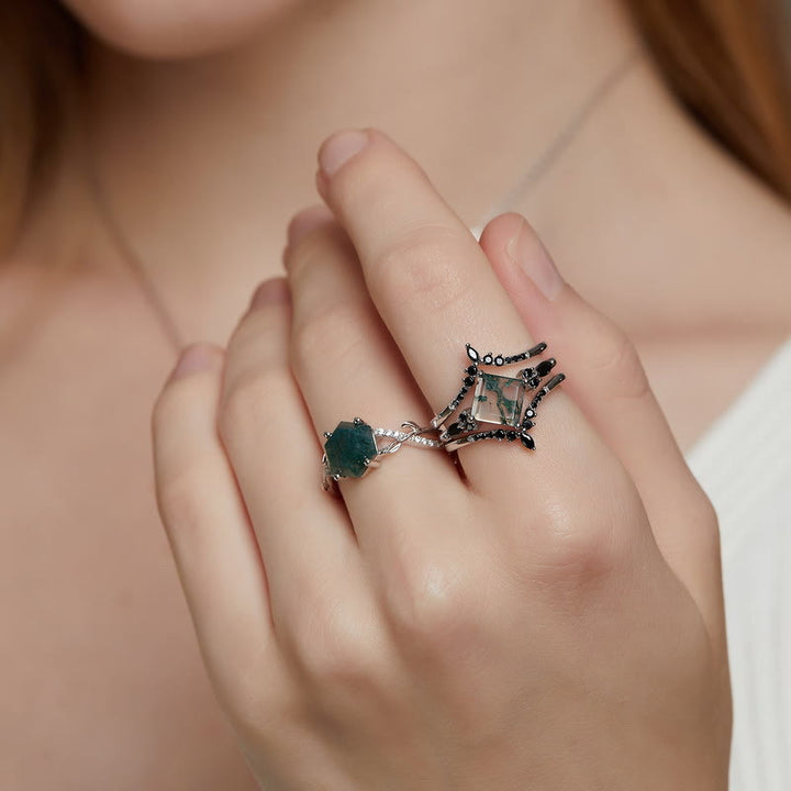 Anello con motivo intrecciato a vite e agata muschiata Olivenorma
