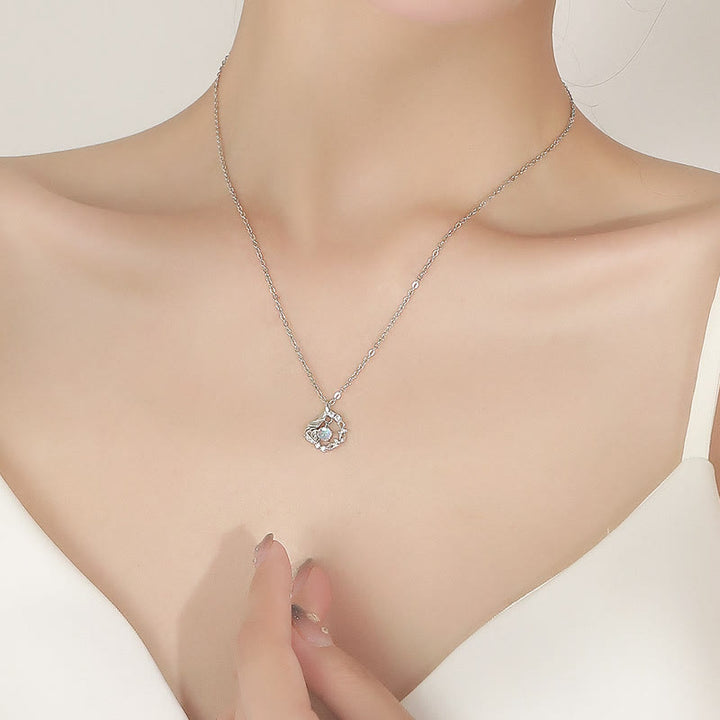 Collana in pietra di luna "Blue Gum and Bird" Olivenorma