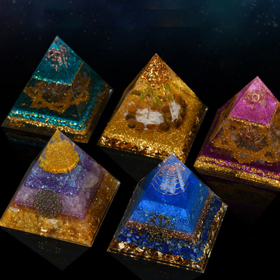 Olivenorma Piramide Orgonica di Protezione Totale in Cristallo Naturale