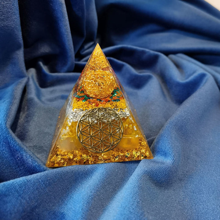 Olivenorma Citrino Fiore della Vita Piramide Orgonica
