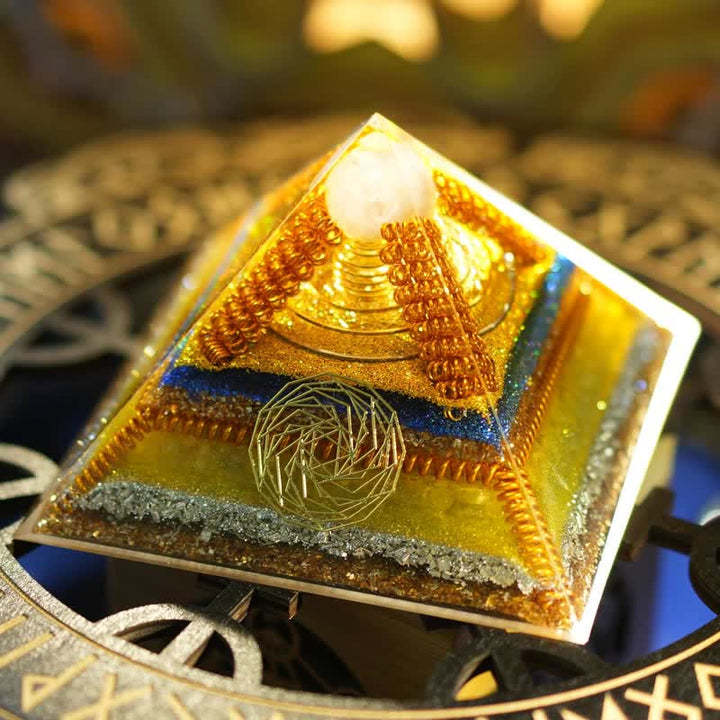 Olivenorma "Chiave della ricchezza" Piramide di orgone di citrino e cristallo trasparente