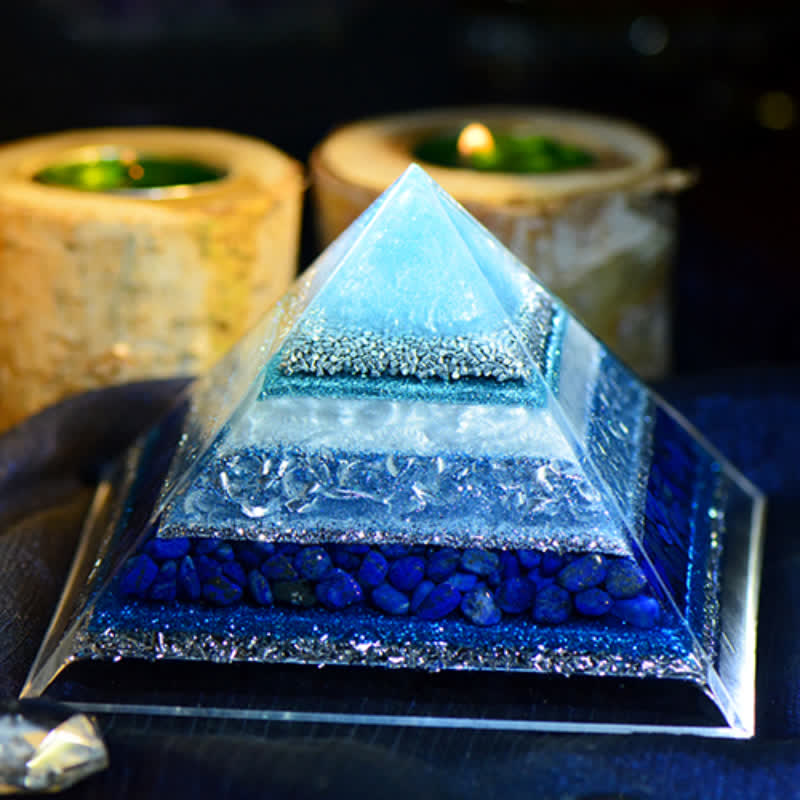 Olivenorma "Keep Peace" Piramide di Orgone Lapislazzuli