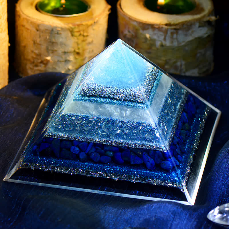 Olivenorma "Keep Peace" Piramide di Orgone Lapislazzuli