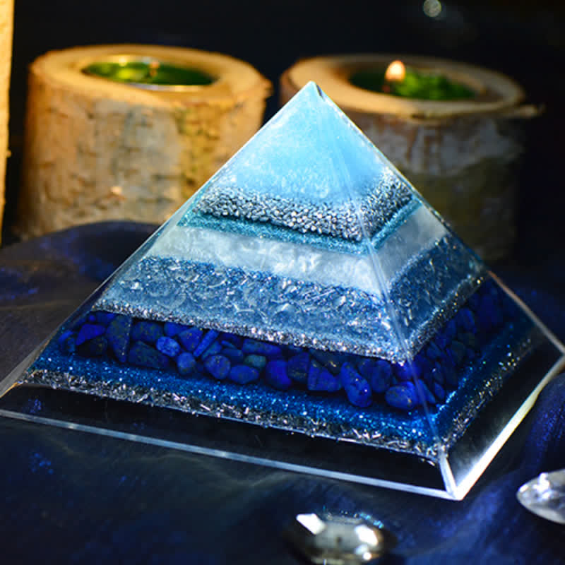Olivenorma "Keep Peace" Piramide di Orgone Lapislazzuli