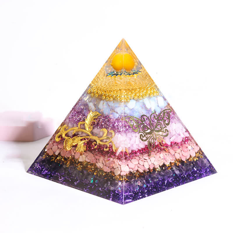 Olivenorma Piramide di Orgone in Cristallo Naturale da 15 cm fatta a mano