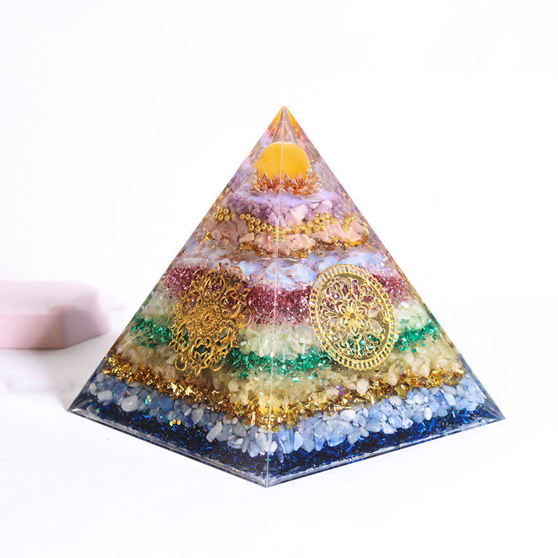 Olivenorma Piramide di Orgone in Cristallo Naturale da 15 cm fatta a mano