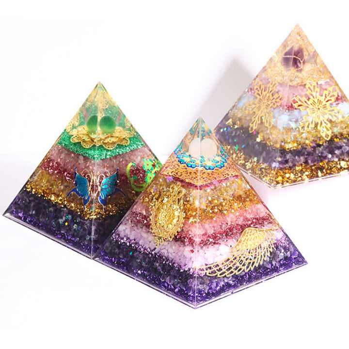 Olivenorma Piramide di Orgone in Cristallo Naturale da 15 cm fatta a mano