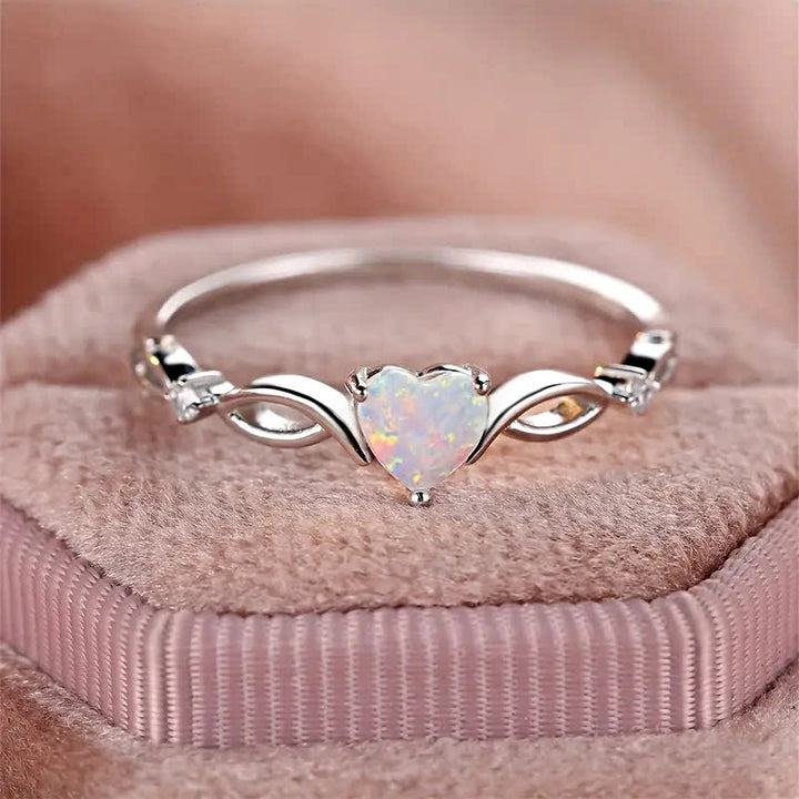 Olivenorma "Eternity Unlimited" Anello di fidanzamento con cuore in opale 