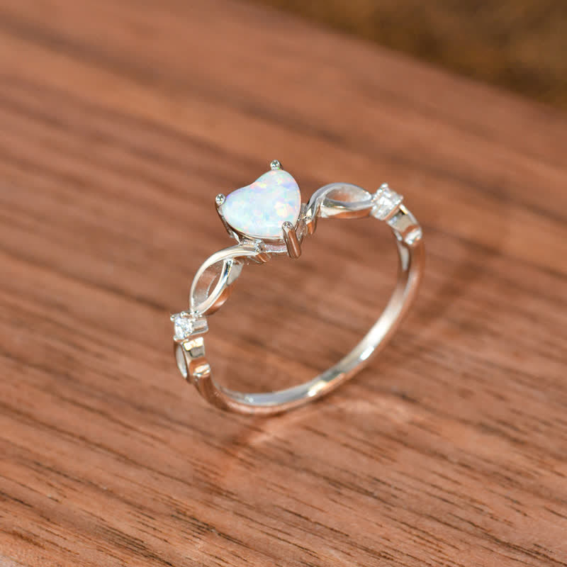 Olivenorma "Eternity Unlimited" Anello di fidanzamento con cuore in opale 