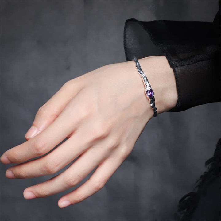 Olivenorma Bracciale aperto irregolare placcato argento con ametista naturale 