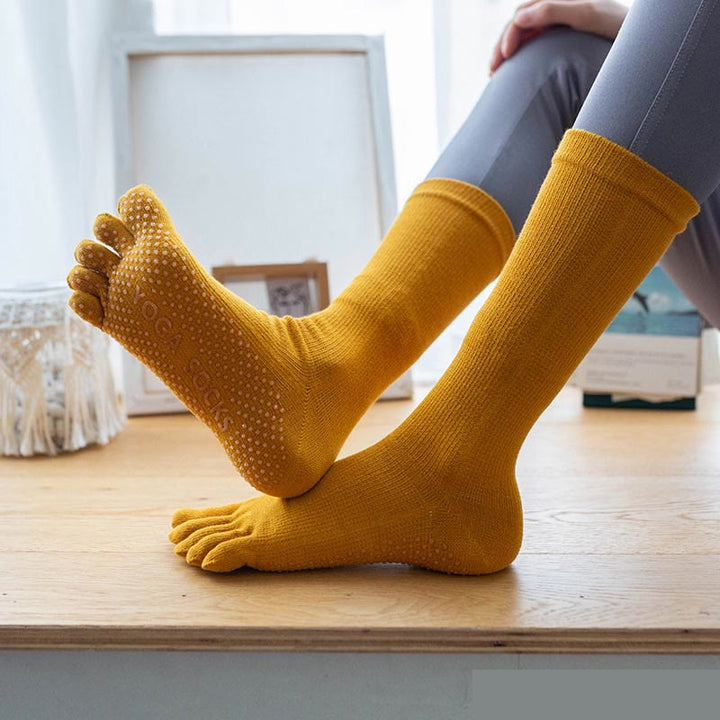 Calzini da yoga in cotone antiscivolo Olivenorma da donna con cinque dita