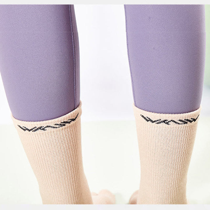 Calze sportive Olivenorma Barefoot Feel antiscivolo per Pilates, Barre e allenamento, con design flessibile e leggero, ideali anche per lo yoga. - image 21