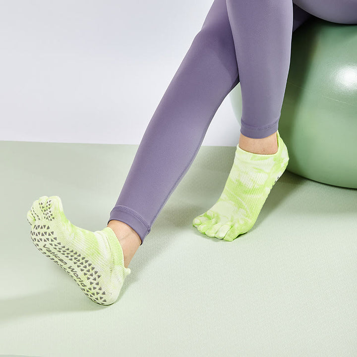 Calze da pilates Olivenorma Tie-Dye al ginocchio, antiscivolo, per yoga, barre e fitness, traspiranti ed elasticizzate. - GialloVerde - 10 paia - image 7