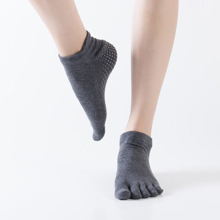 Calzini da pilates antiscivolo Olivenorma a tinta unita, ideali per yoga, barre e allenamento. Realizzati in cotone traspirante, offrono comfort e stabilità. - image 19
