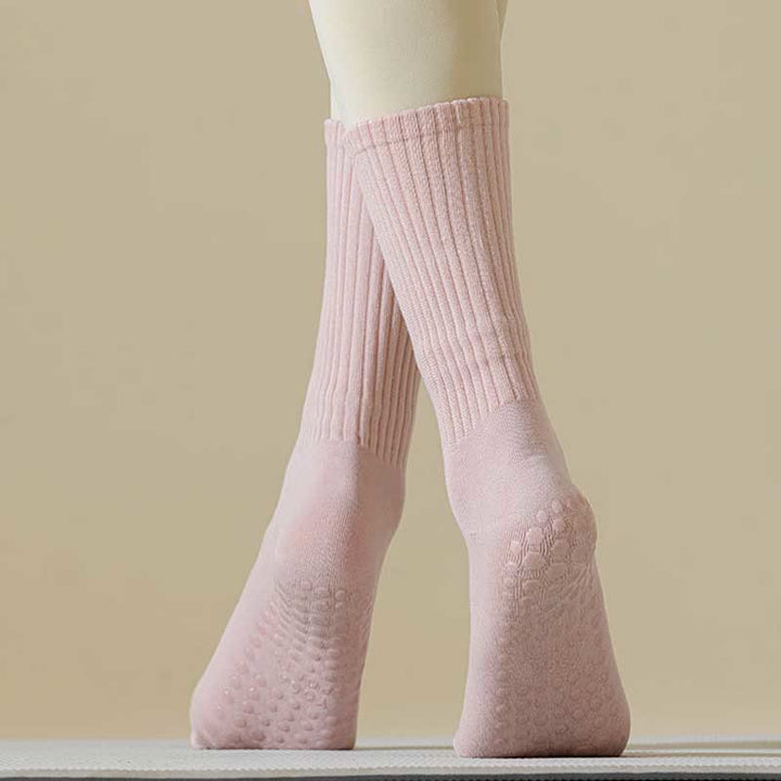 Calzini da yoga Olivenorma antiscivolo a righe solide e strutturate - image 3