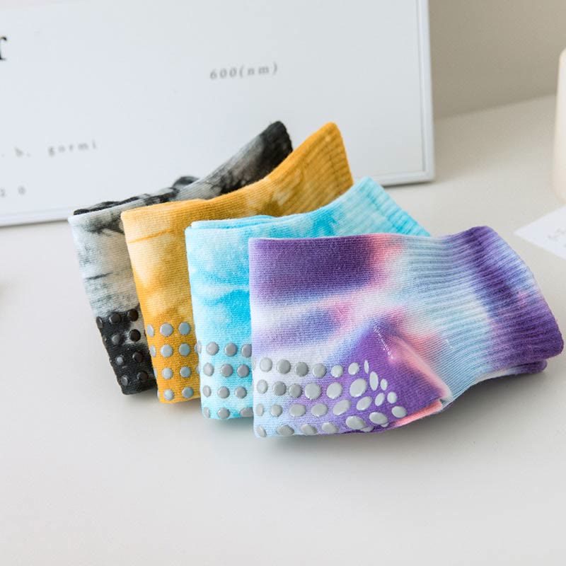 Calzini antiscivolo Olivenorma Tie-Dye Grip per allenamento Pilates Barre, realizzati in cotone traspirante ed elasticizzato, ideali per yoga e yoga. - image 18