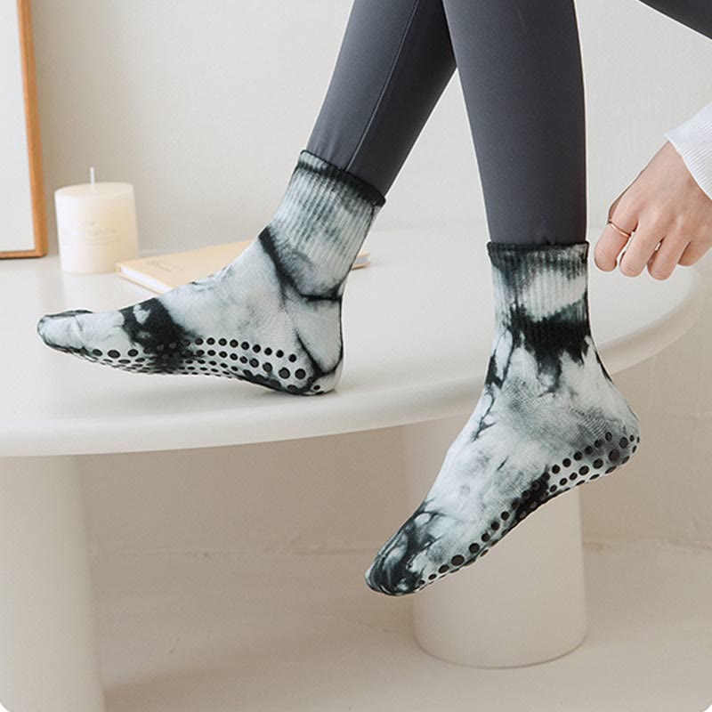 Calzini antiscivolo Olivenorma Tie-Dye Grip per allenamento Pilates Barre, realizzati in cotone traspirante ed elasticizzato, ideali per yoga e yoga. - image 11
