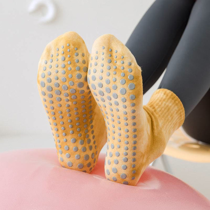 Calzini antiscivolo Olivenorma Tie-Dye Grip per allenamento Pilates Barre, realizzati in cotone traspirante ed elasticizzato, ideali per yoga e yoga. - image 0