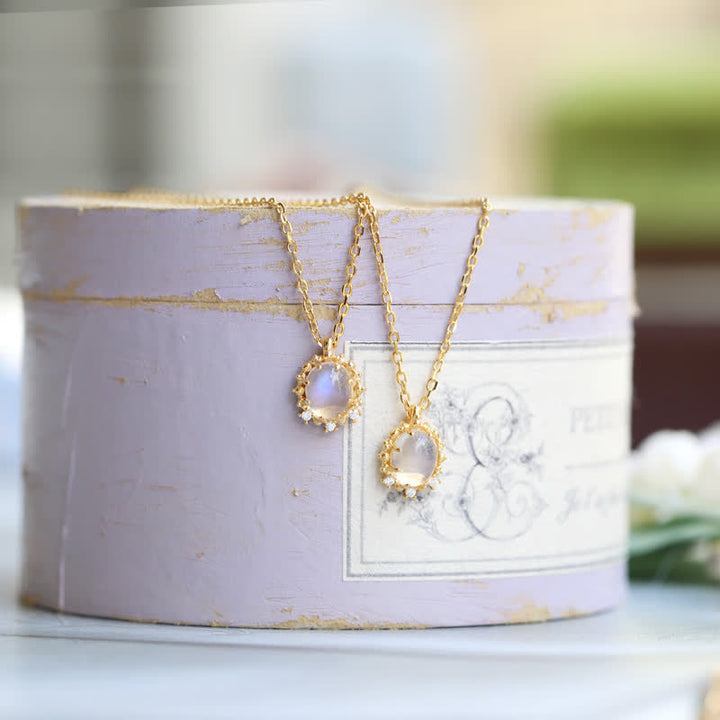 Collana con ciondolo in pietra di luna blu Olivenorma