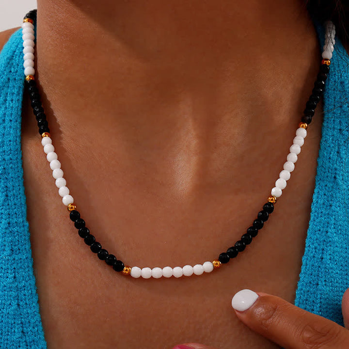 Collana di perline in pietra naturale vintage Olivenorma