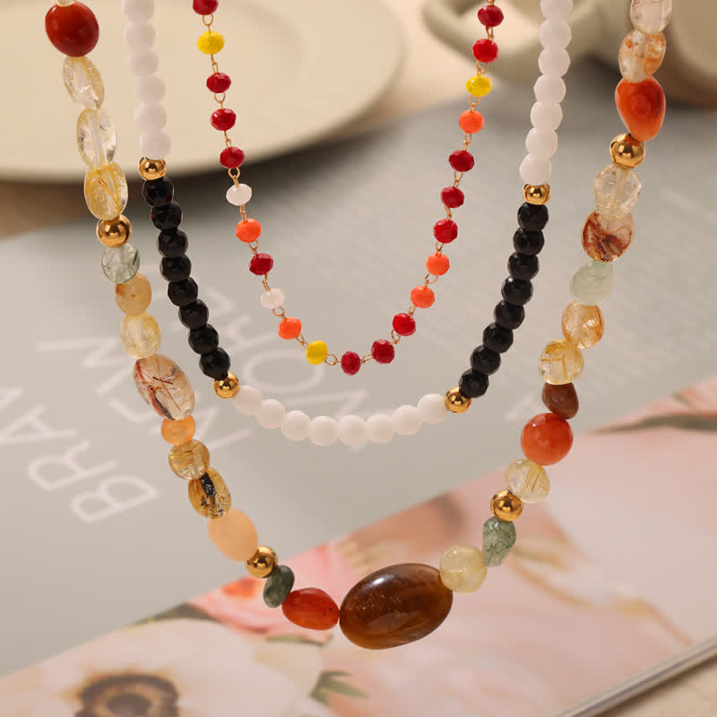 Collana di perline in pietra naturale vintage Olivenorma