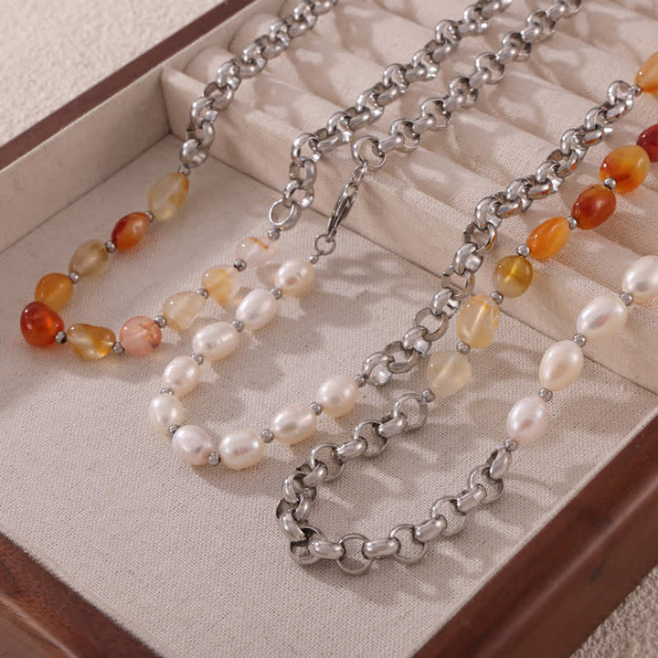 Collana in acciaio al titanio con perle d'acqua dolce e corniola Olivenorma 