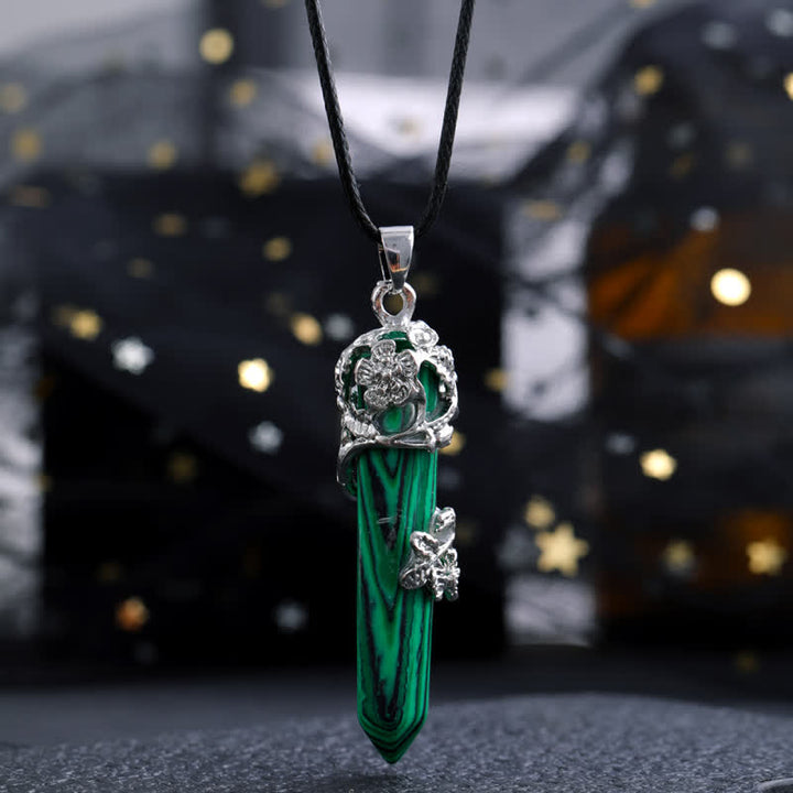 Collana con ciondolo a forma di fiore con colonna esagonale in pietra di cristallo Olivenorma 