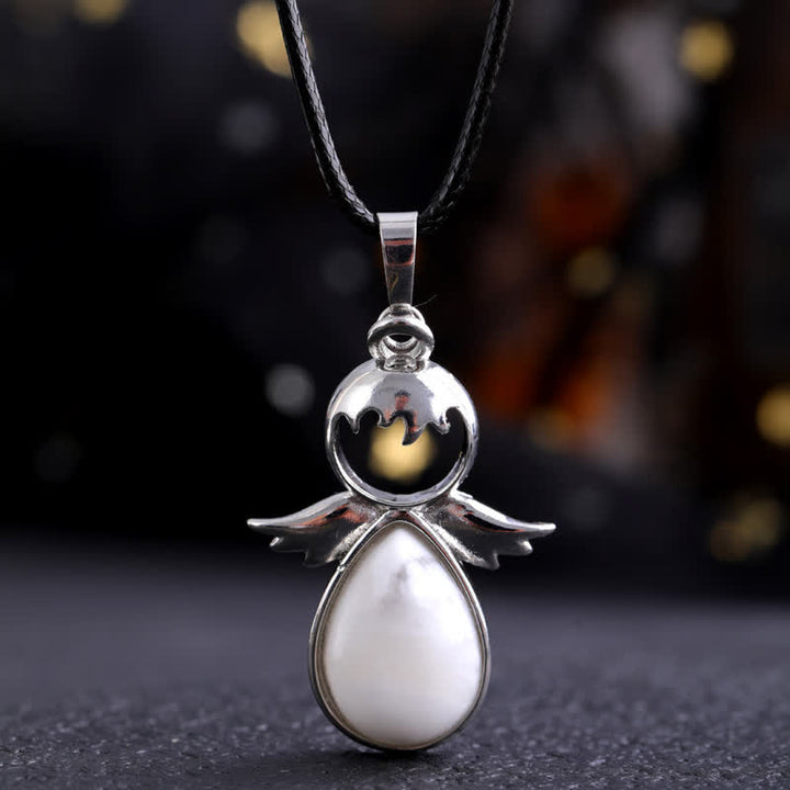 Collana con ciondolo a forma di goccia di cristallo con ali d'angelo Olivenorma