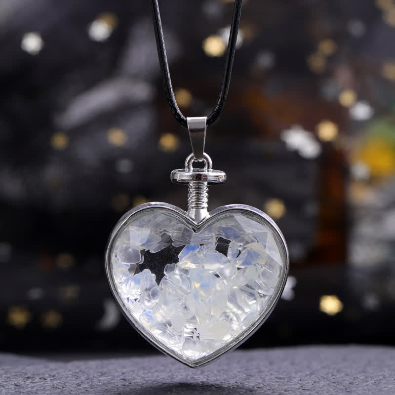 Collana con ciondolo a forma di cuore in ghiaia colorata naturale Olivenorma 