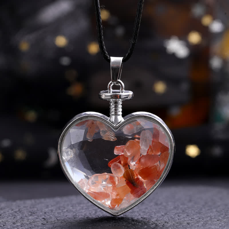 Collana con ciondolo a forma di cuore in ghiaia colorata naturale Olivenorma 