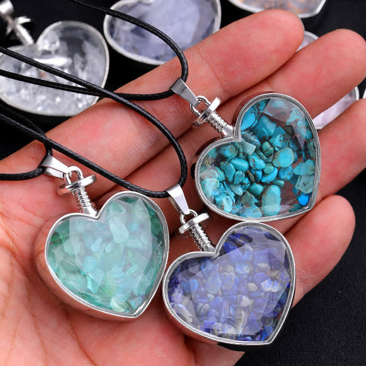 Collana con ciondolo a forma di cuore in ghiaia colorata naturale Olivenorma 