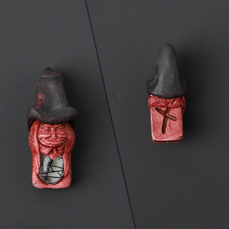 Ornamento pendente con pietra preziosa runica a forma di elfo nordico Olivenorma