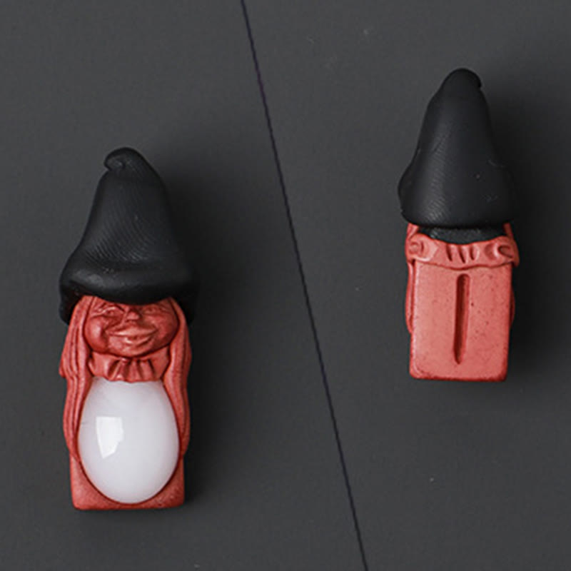 Ornamento pendente con pietra preziosa runica a forma di elfo nordico Olivenorma