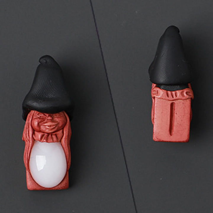 Ornamento pendente con pietra preziosa runica a forma di elfo nordico Olivenorma
