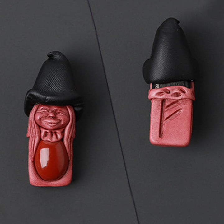 Ornamento pendente con pietra preziosa runica a forma di elfo nordico Olivenorma