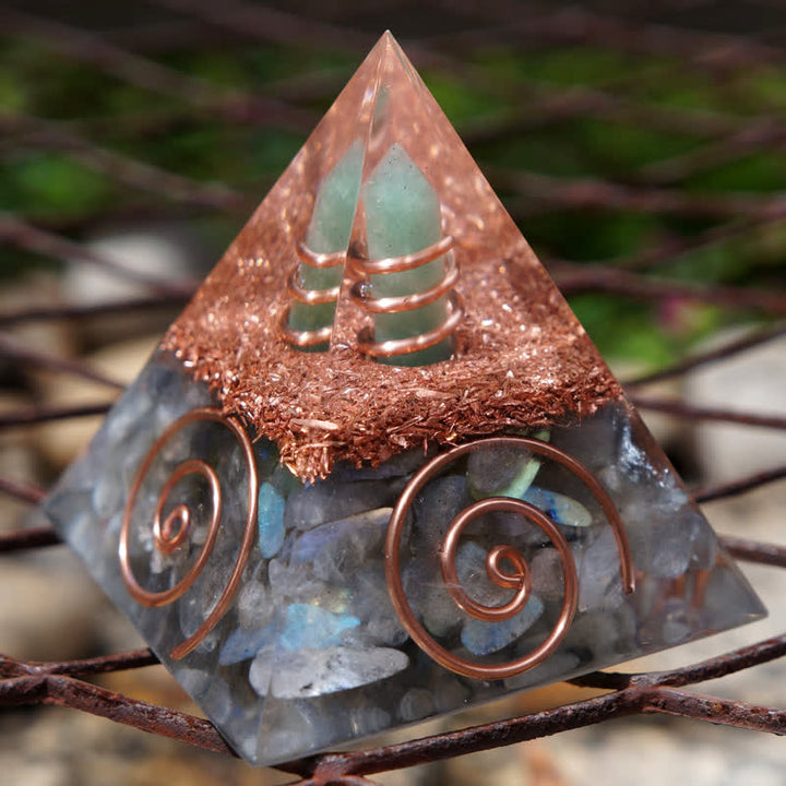 Piramide di orgone di labradorite con prisma esagonale in avventurina verde Olivenorma 