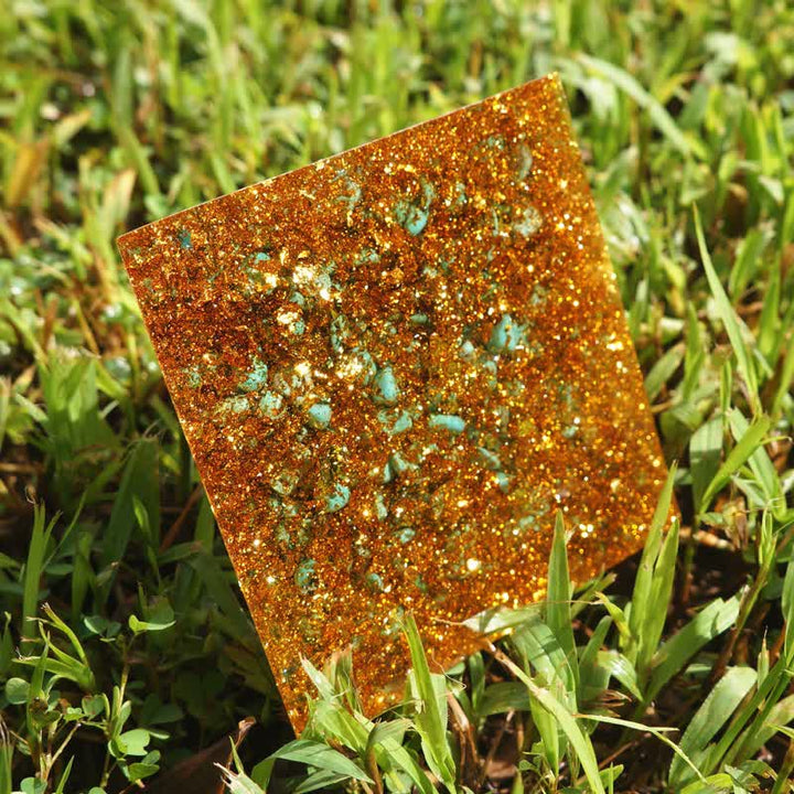 Piramide di Orgone Buddha in Turchese Peridoto Occhio di Tigre Olivenorma 