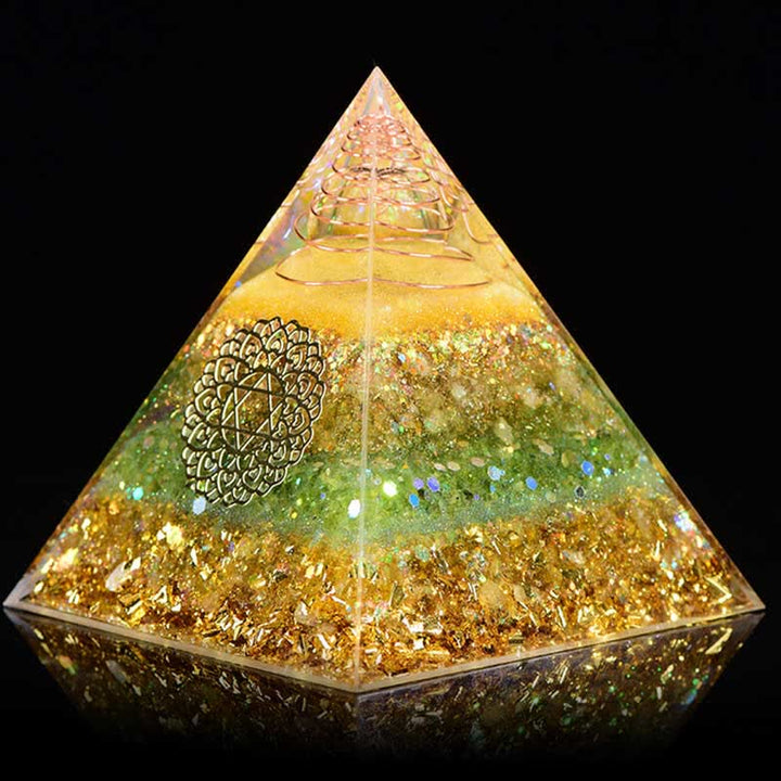 Olivenorma "Buona fortuna nell'anno" Piramide di orgone di peridoto citrino