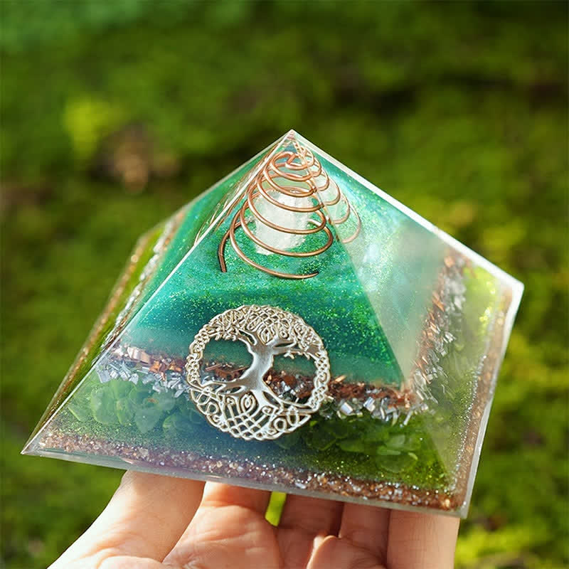 Olivenorma "Albero della vita" Piramide di orgone di peridoto di cristallo trasparente