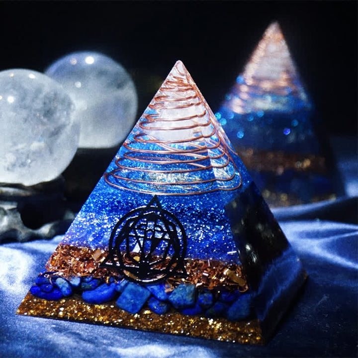 Olivenorma "Mare Stellato" Piramide di Orgone di Lapislazzuli di Cristallo Trasparente