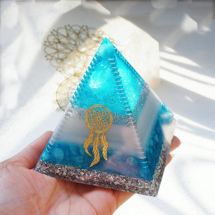 Olivenorma "Atlantis" Piramide di Orgone Acquamarina da 8 cm