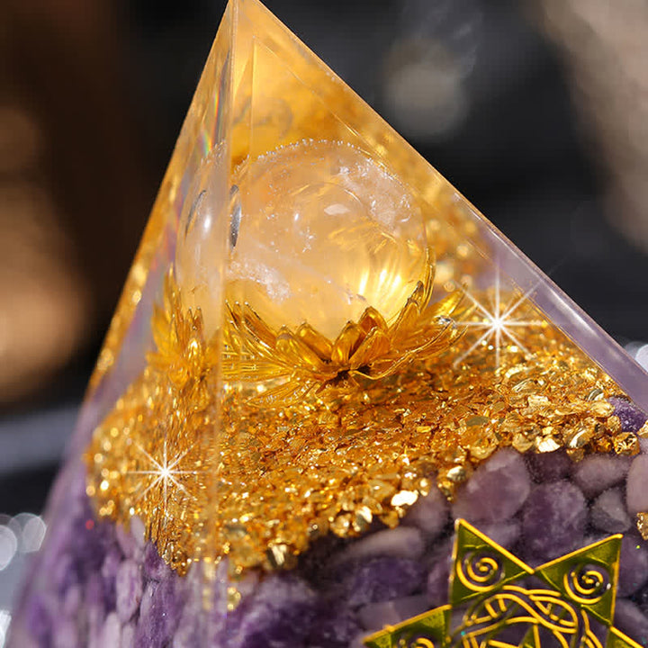 Olivenorma "Double Luck" Piramide di Orgone di Lepidolite in Cristallo Trasparente 