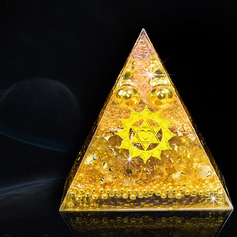 Olivenorma "Attrazione della ricchezza" Piramide di cristallo trasparente di orgone citrino 
